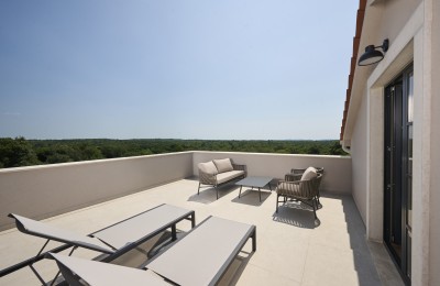 Prekrasna nova vila sa prostranom okućnicom 26