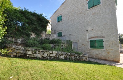 Poreč, surroundings, stone house with pool and sea view