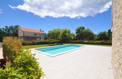 Poreč, surroundings, modern villa with a pool in nature! 4