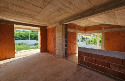 House in the unfinished stage for sale 7