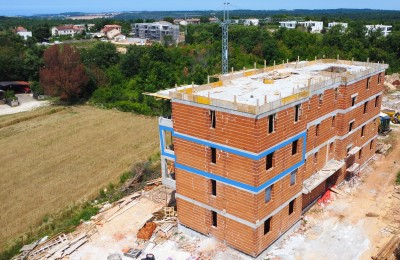 Poreč, surroundings, beautiful apartment with an elevator on the second floor - under construction 3