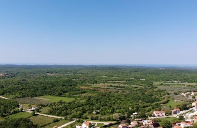 Istra, Lovreč - Ekskluzivno gradbeno zemljišče v mirni okolici z razgledom 9