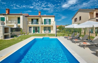 Istria, Parenzo - Bellissima villa bifamiliare con piscina 4