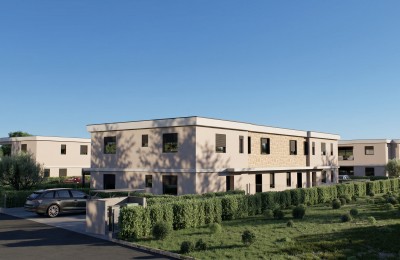 Stan sa vrtom od 130m2 i jednom spavaćom sobom, 3500m od mora i grada 4