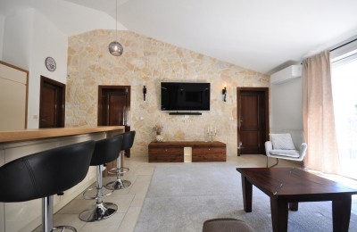 Istria, Parenzo - ESCLUSIVO - Casa con piscina e due appartamenti separati a 4 km dal mare 7