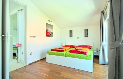 Istra, Vrsar – Penthouse s velikom terasom i pogledom na more, 500 m od mora 4