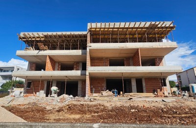 Novigrad, Stan sa dvije spavaće sobe, pogled more! 1 km od mora i centra Novigrada - u izgradnji 6