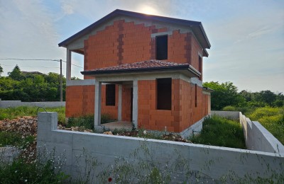 House in the unfinished stage for sale 11