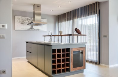 Vila sa bazenom, samo 500m od prvih plaža 8