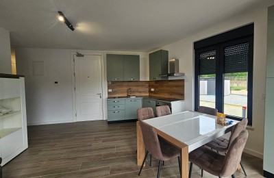 Poreč center, apartment with garden near the sea!