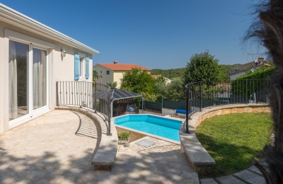 Istra, Poreč - Kuća s bazenom i dva odvojena stana 4 km od mora 7