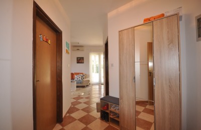 Funtana, apartment with two bedrooms and yard, 400m from the sea!! 11