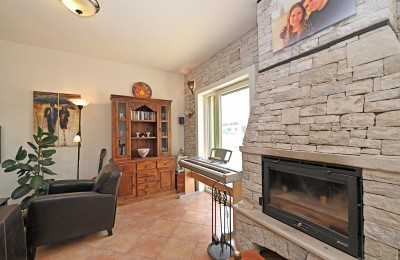 Poreč, okolica, kuća sa bazenom i apartmanom 11