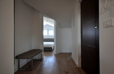 Appartamento con due camere da letto 16